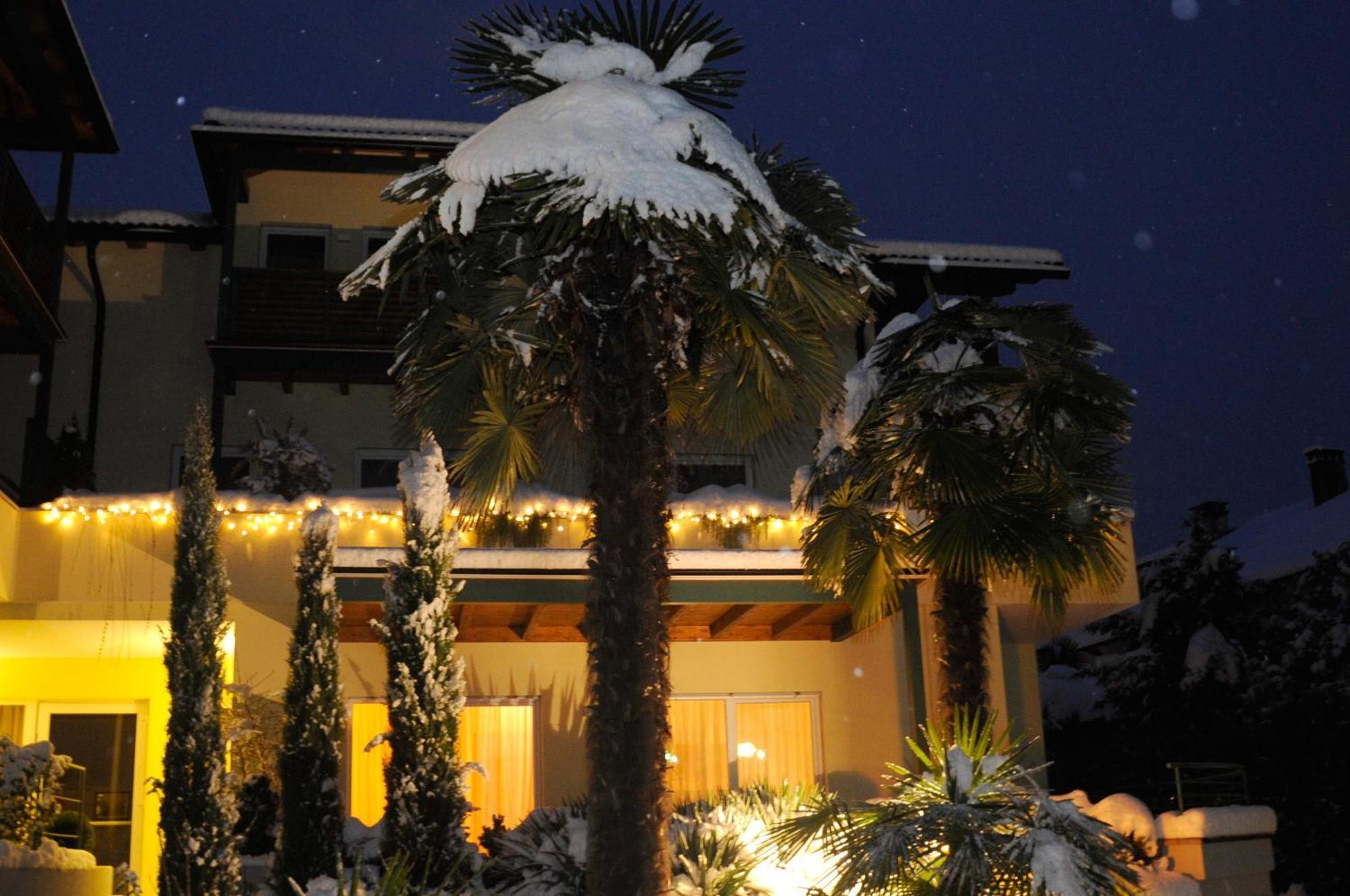 Apparthotel Gartenresidence Nalserhof ภายนอก รูปภาพ