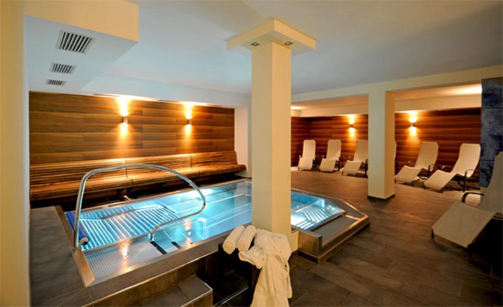 Apparthotel Gartenresidence Nalserhof ภายนอก รูปภาพ
